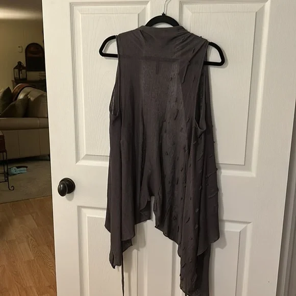 Sarah Pacini Sweater - Picture 12 of 13